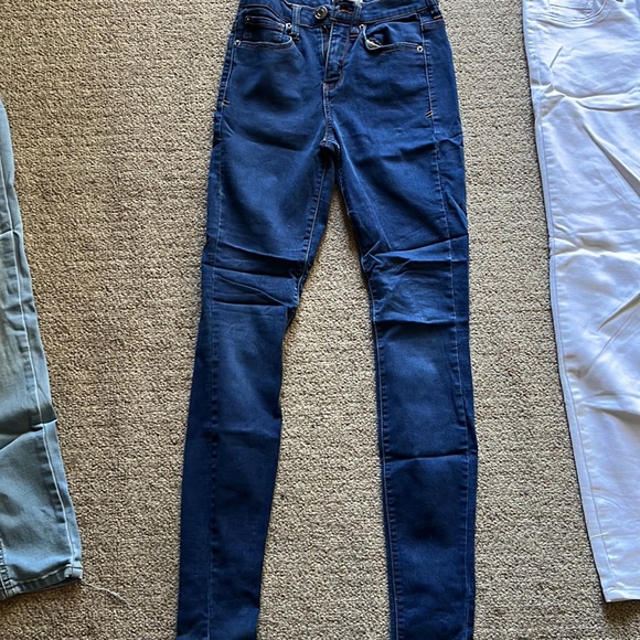 Jeans - Picture 3 of 5